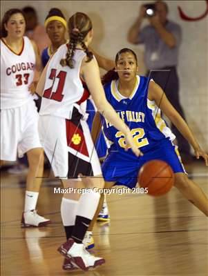 Thumbnail 3 in Carondelet vs Pinole Valley (D2 Sec. Final) photogallery.