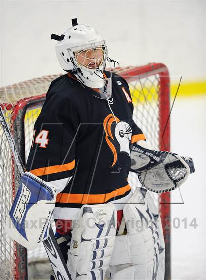Thumbnail 1 in Stamford/Westhill/Staples @ Darien photogallery.