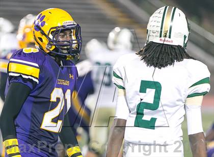 Thumbnail 3 in Karr vs. Crowley (LHSAA Division 4A Round 2) photogallery.