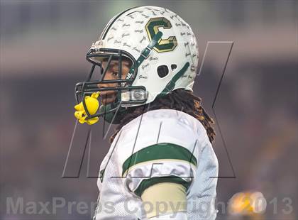 Thumbnail 2 in Karr vs. Crowley (LHSAA Division 4A Round 2) photogallery.