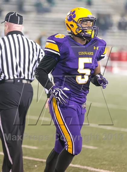 Thumbnail 2 in Karr vs. Crowley (LHSAA Division 4A Round 2) photogallery.