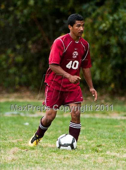 Thumbnail 2 in Easthampton @ Sabis International (Kick It For Kidneys Tournament) photogallery.