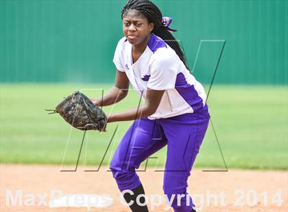 Thumbnail 1 in Wylie vs Hallsville (UIL 4A Regional Quarterfinal Playoff) photogallery.
