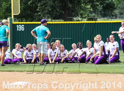 Thumbnail 2 in Wylie vs Hallsville (UIL 4A Regional Quarterfinal Playoff) photogallery.
