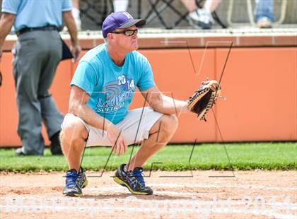 Thumbnail 2 in Wylie vs Hallsville (UIL 4A Regional Quarterfinal Playoff) photogallery.