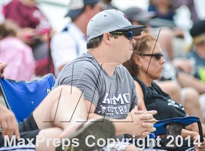 Thumbnail 2 in Wylie vs Hallsville (UIL 4A Regional Quarterfinal Playoff) photogallery.