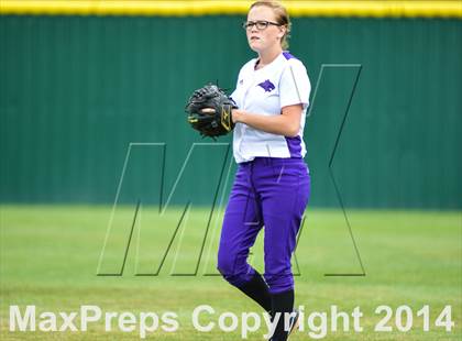 Thumbnail 3 in Wylie vs Hallsville (UIL 4A Regional Quarterfinal Playoff) photogallery.