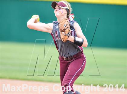Thumbnail 2 in Wylie vs Hallsville (UIL 4A Regional Quarterfinal Playoff) photogallery.