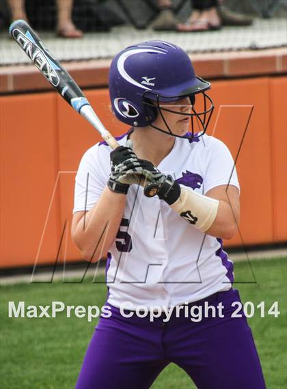 Thumbnail 1 in Wylie vs Hallsville (UIL 4A Regional Quarterfinal Playoff) photogallery.