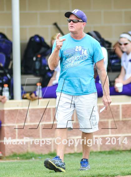 Thumbnail 1 in Wylie vs Hallsville (UIL 4A Regional Quarterfinal Playoff) photogallery.