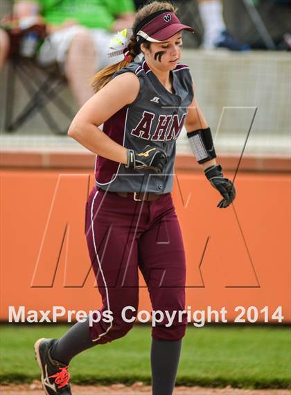 Thumbnail 3 in Wylie vs Hallsville (UIL 4A Regional Quarterfinal Playoff) photogallery.