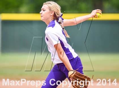 Thumbnail 2 in Wylie vs Hallsville (UIL 4A Regional Quarterfinal Playoff) photogallery.