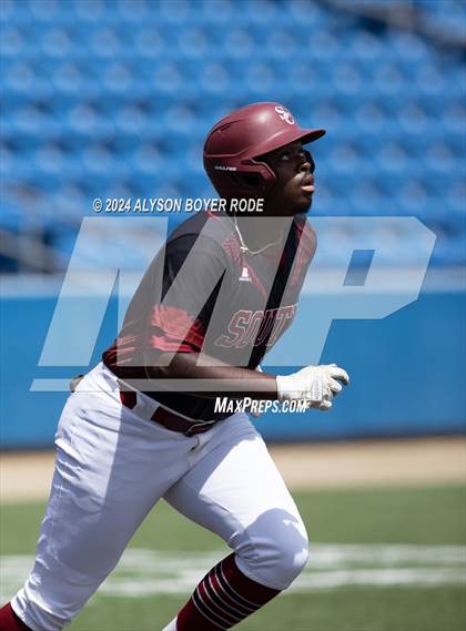 Thumbnail 3 in South Central vs. East Rowan (NCHSAA 3A Championships) photogallery.