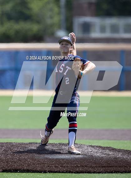 Thumbnail 2 in South Central vs. East Rowan (NCHSAA 3A Championships) photogallery.