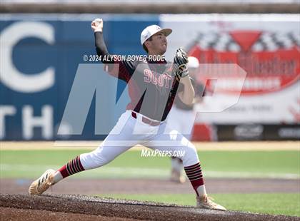 Thumbnail 3 in South Central vs. East Rowan (NCHSAA 3A Championships) photogallery.