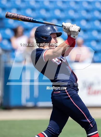 Thumbnail 3 in South Central vs. East Rowan (NCHSAA 3A Championships) photogallery.