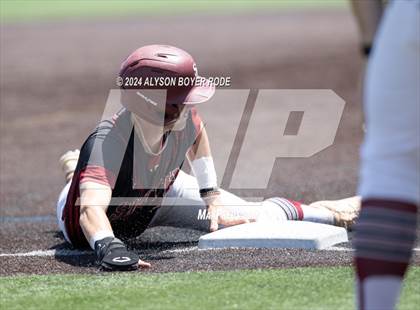 Thumbnail 1 in South Central vs. East Rowan (NCHSAA 3A Championships) photogallery.