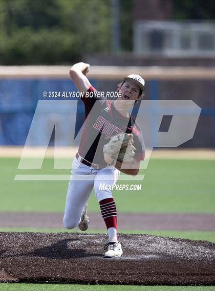Thumbnail 1 in South Central vs. East Rowan (NCHSAA 3A Championships) photogallery.