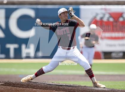 Thumbnail 2 in South Central vs. East Rowan (NCHSAA 3A Championships) photogallery.