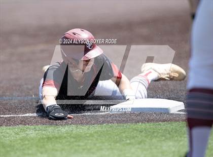 Thumbnail 3 in South Central vs. East Rowan (NCHSAA 3A Championships) photogallery.