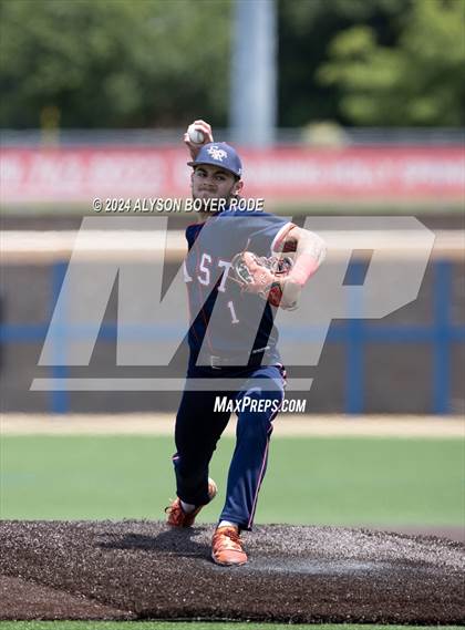 Thumbnail 2 in South Central vs. East Rowan (NCHSAA 3A Championships) photogallery.