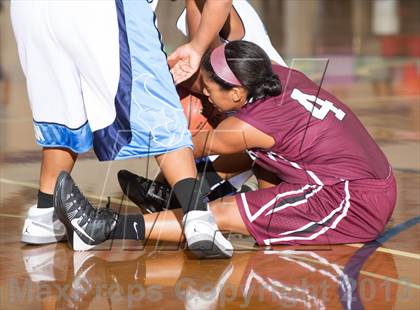 Thumbnail 3 in Cy-Fair vs. Sam Rayburn (McDonald's Texas Invitational) photogallery.