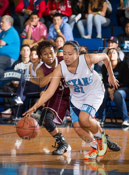 Thumbnail 1 in Cy-Fair vs. Sam Rayburn (McDonald's Texas Invitational) photogallery.