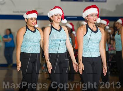 Thumbnail 2 in Cy-Fair vs. Sam Rayburn (McDonald's Texas Invitational) photogallery.
