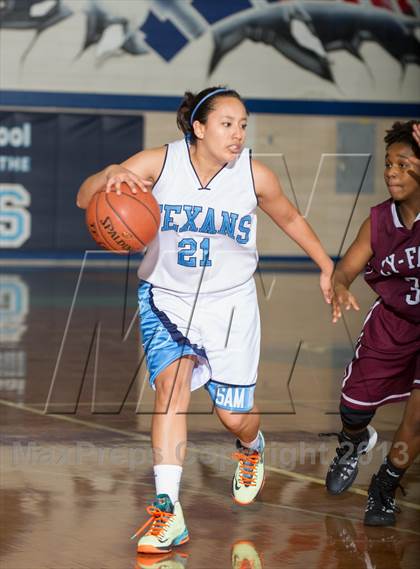 Thumbnail 2 in Cy-Fair vs. Sam Rayburn (McDonald's Texas Invitational) photogallery.