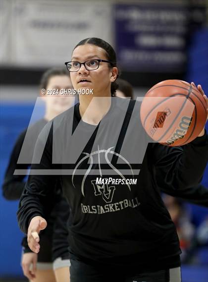 Thumbnail 1 in Mountain View vs Queen Creek (Inferno Invitational) photogallery.