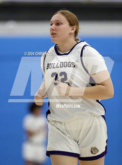 Thumbnail 2 in Mountain View vs Queen Creek (Inferno Invitational) photogallery.