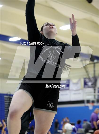 Thumbnail 1 in Mountain View vs Queen Creek (Inferno Invitational) photogallery.