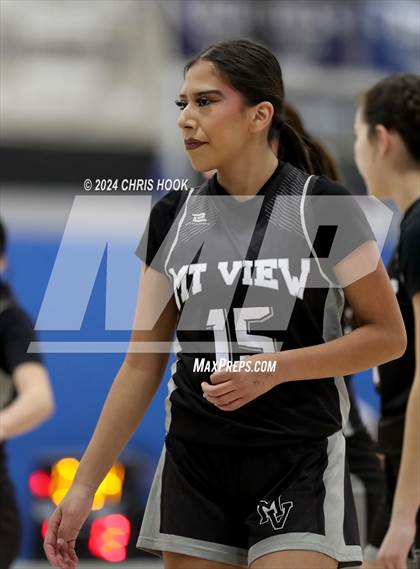 Thumbnail 3 in Mountain View vs Queen Creek (Inferno Invitational) photogallery.