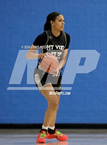 Thumbnail 2 in Mountain View vs Queen Creek (Inferno Invitational) photogallery.