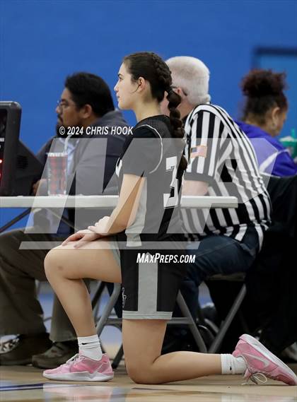 Thumbnail 3 in Mountain View vs Queen Creek (Inferno Invitational) photogallery.