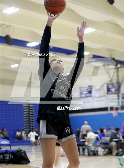Thumbnail 2 in Mountain View vs Queen Creek (Inferno Invitational) photogallery.