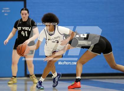 Thumbnail 1 in Mountain View vs Queen Creek (Inferno Invitational) photogallery.