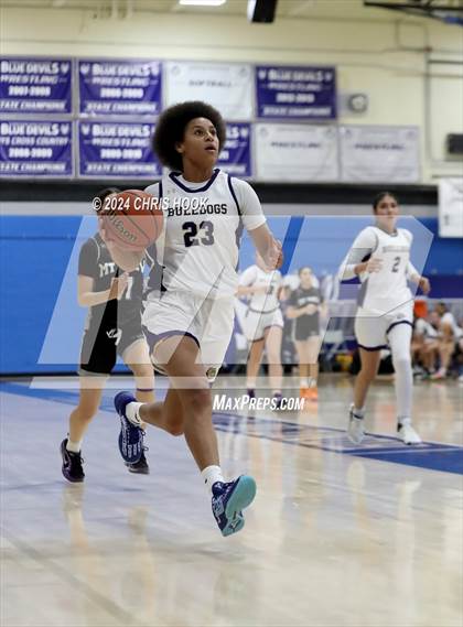 Thumbnail 1 in Mountain View vs Queen Creek (Inferno Invitational) photogallery.
