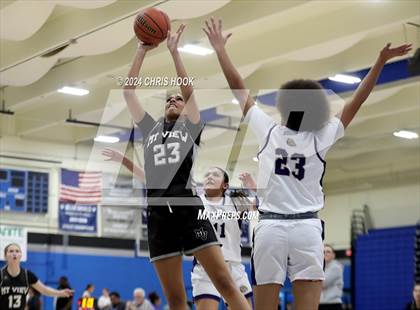 Thumbnail 3 in Mountain View vs Queen Creek (Inferno Invitational) photogallery.