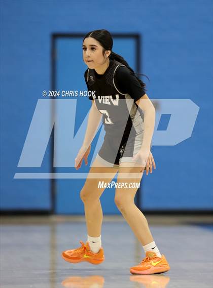Thumbnail 2 in Mountain View vs Queen Creek (Inferno Invitational) photogallery.