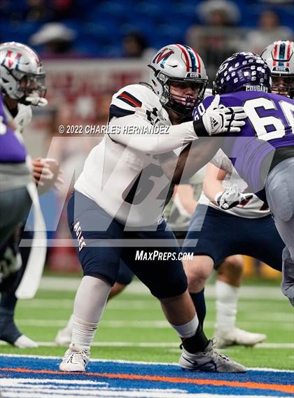 Thumbnail 3 in College Station vs. Corpus Christi Veterans Memorial (UIL 5A Division I Semifinal) photogallery.