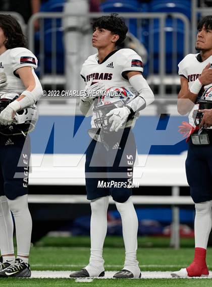 Thumbnail 3 in College Station vs. Corpus Christi Veterans Memorial (UIL 5A Division I Semifinal) photogallery.