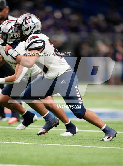 Thumbnail 3 in College Station vs. Corpus Christi Veterans Memorial (UIL 5A Division I Semifinal) photogallery.