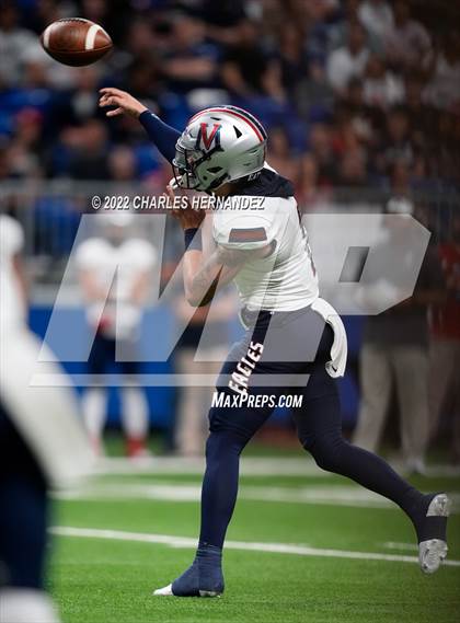Thumbnail 1 in College Station vs. Corpus Christi Veterans Memorial (UIL 5A Division I Semifinal) photogallery.