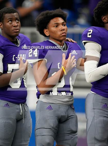 Thumbnail 2 in College Station vs. Corpus Christi Veterans Memorial (UIL 5A Division I Semifinal) photogallery.
