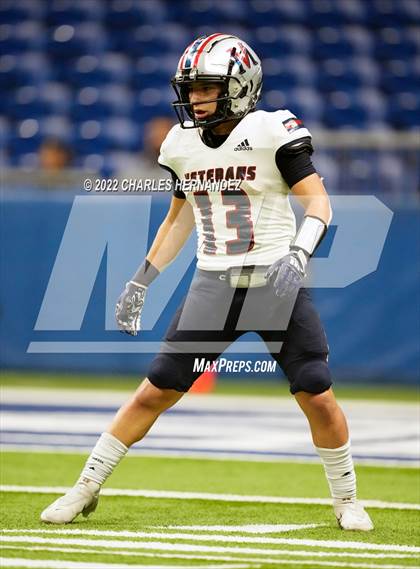Thumbnail 3 in College Station vs. Corpus Christi Veterans Memorial (UIL 5A Division I Semifinal) photogallery.