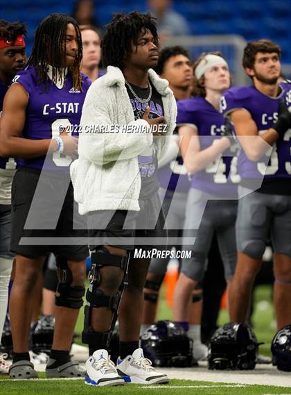 Thumbnail 3 in College Station vs. Corpus Christi Veterans Memorial (UIL 5A Division I Semifinal) photogallery.