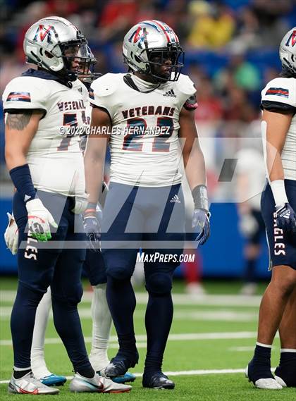 Thumbnail 3 in College Station vs. Corpus Christi Veterans Memorial (UIL 5A Division I Semifinal) photogallery.