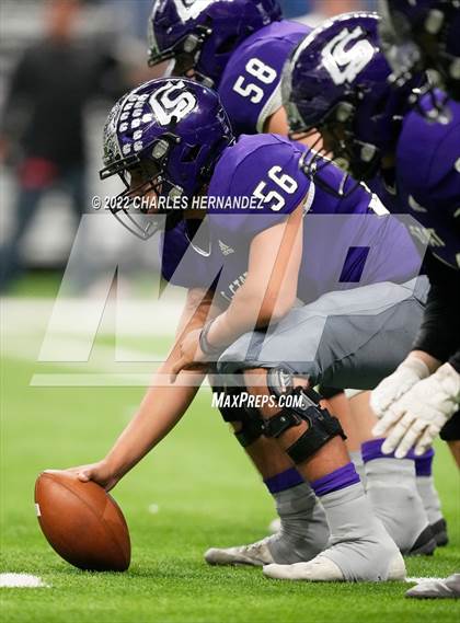 Thumbnail 3 in College Station vs. Corpus Christi Veterans Memorial (UIL 5A Division I Semifinal) photogallery.