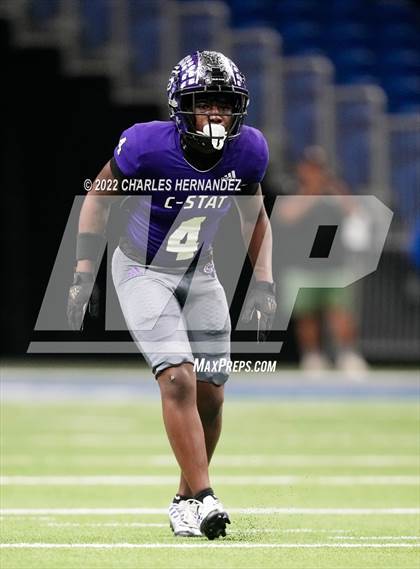 Thumbnail 3 in College Station vs. Corpus Christi Veterans Memorial (UIL 5A Division I Semifinal) photogallery.